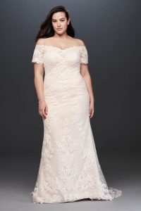 Lace Wedding Dress For Plus Size