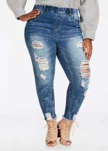 Plus Size Ripped Jeggings